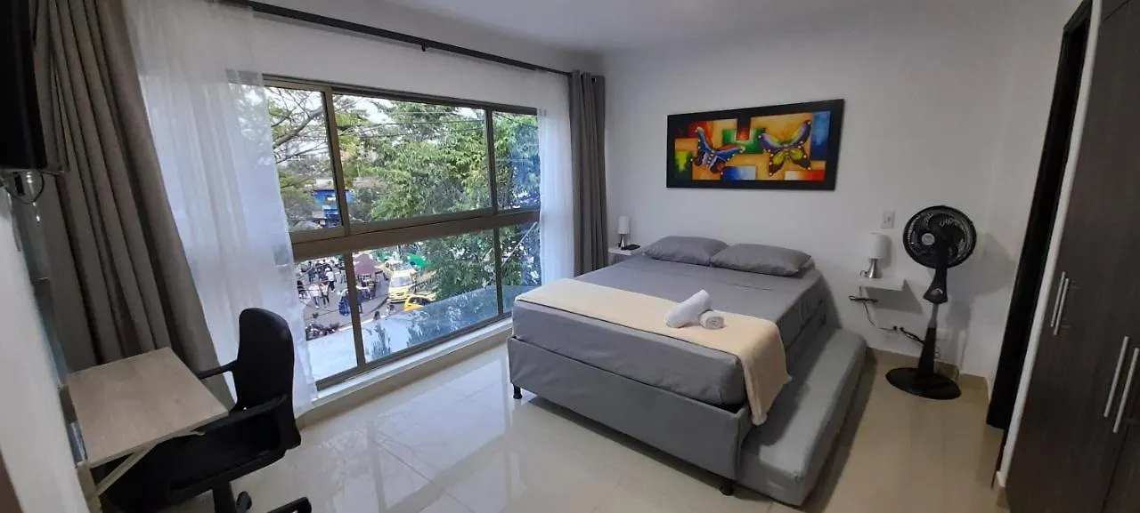 מלון מדיין Habitacion 302 Con Bano Privado Cerca A Laureles